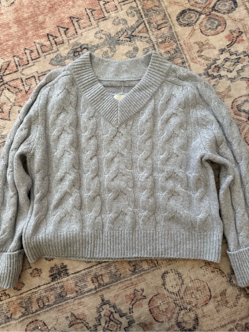 Women’s Abercrombie Oversized Thick Gray Cable Knit V-Neck Sweater